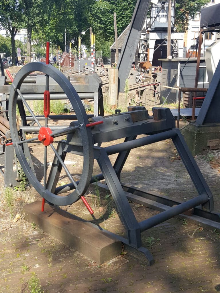 Machine voor het buigen van stalen stangen