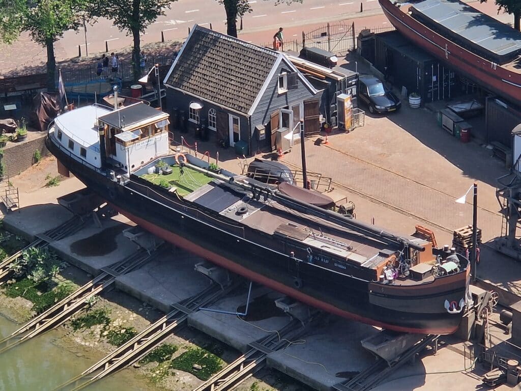 Schip bij Stadswerf Koningspoort (24)